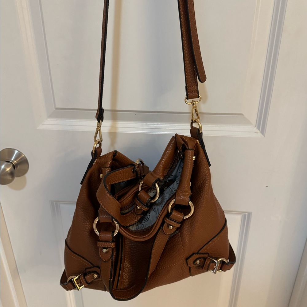 Chic Tan/light brown Vegan Leather Shoulder Bag
